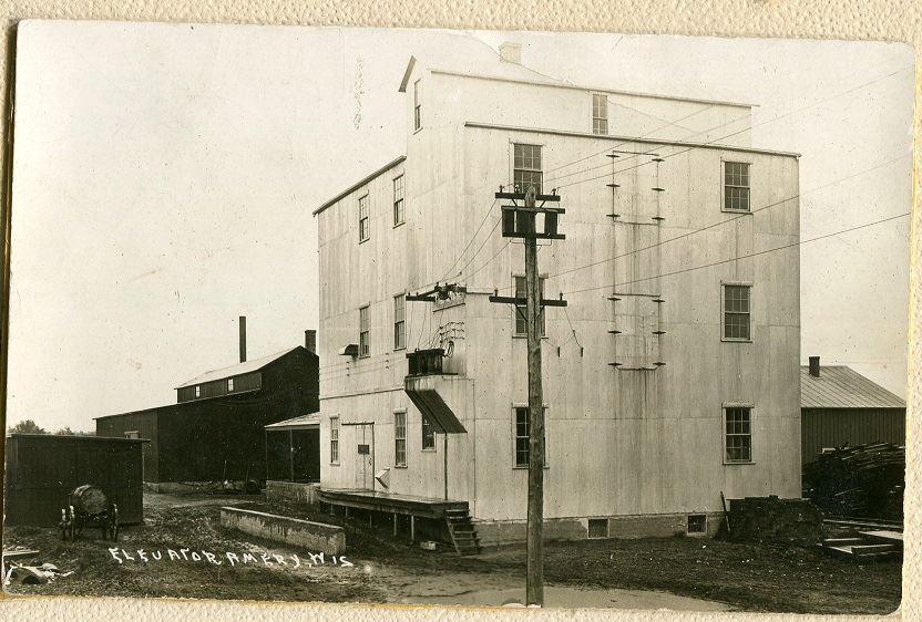 Business - Elevator Amery